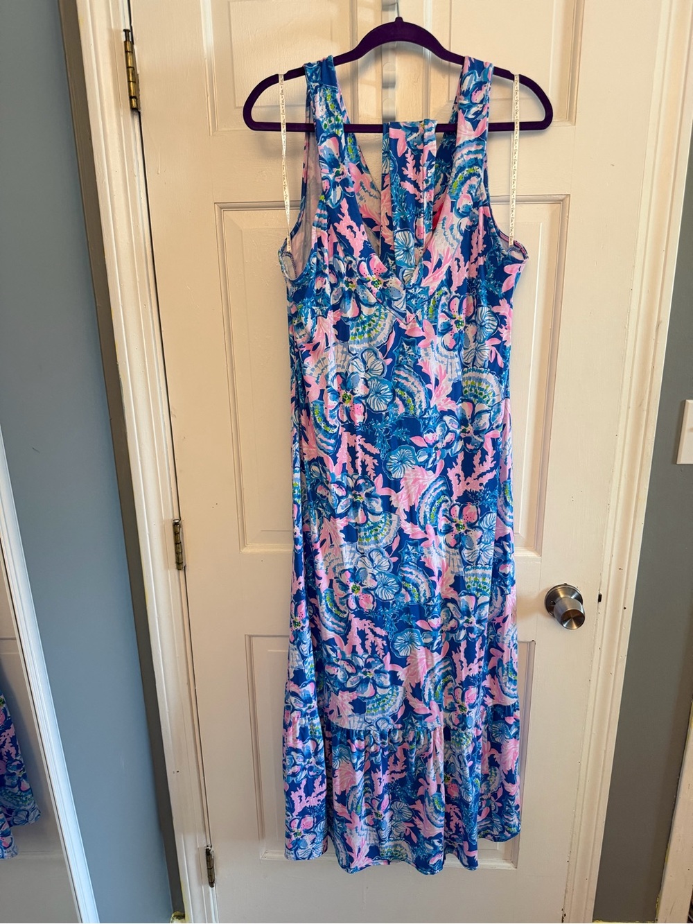 Lilly Pulitzer XL EUC. Sleeveless Floral Maxi Dress in Blue & Pink with a belt